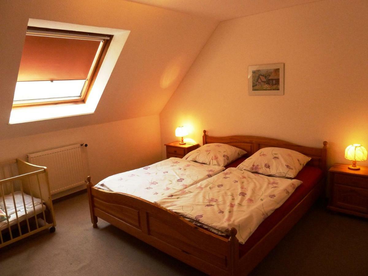 Ferienpension Lindenhof - Ferienwohnungen In Der Lueneburger Heide Marxen am Berge Esterno foto