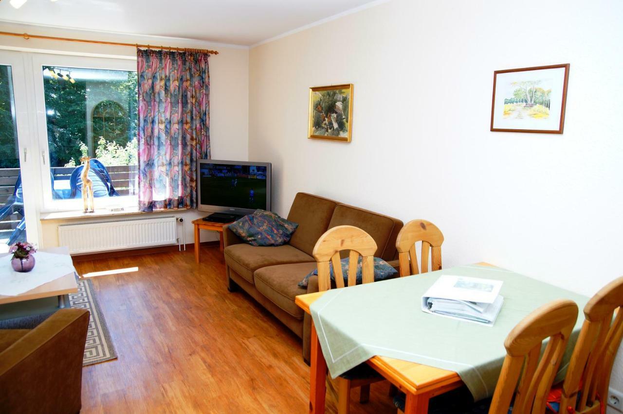 Ferienpension Lindenhof - Ferienwohnungen In Der Lueneburger Heide Marxen am Berge Esterno foto